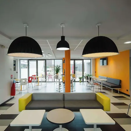 Premiere Classe Centre-les Docks Hotel