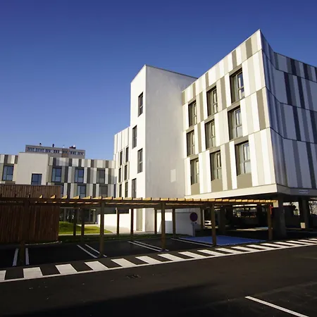 Premiere Classe Centre-les Docks Hotel 2*