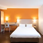 Premiere Classe Centre-les Docks 2*