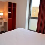 Premiere Classe Centre-les Docks Отель Гавр