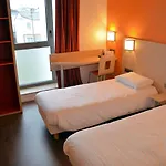Отель Premiere Classe Centre-les Docks