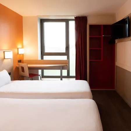 Hotel Premiere Classe Centre-les Docks Le Havre
