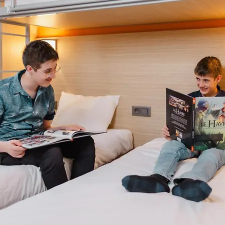 Premiere Classe Centre Otel 2*