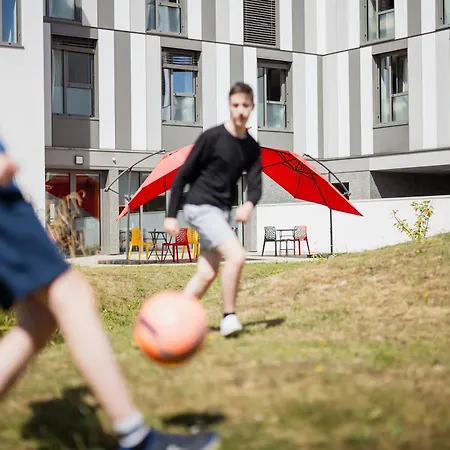 Premiere Classe Centre-les Docks 酒店 2*