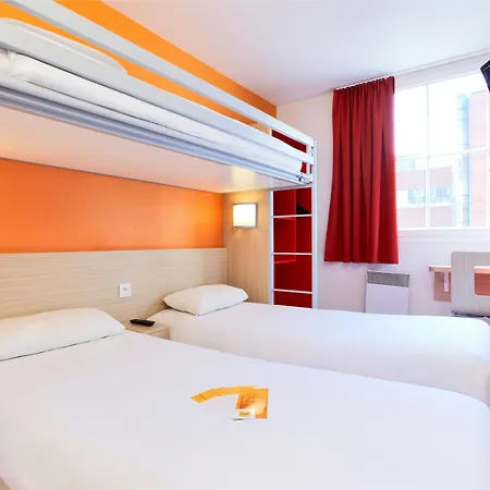 Premiere Classe Centre-les Docks 酒店 2*