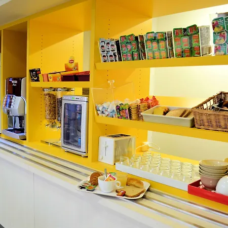 Premiere Classe Centre-les Docks 2* 勒阿弗尔