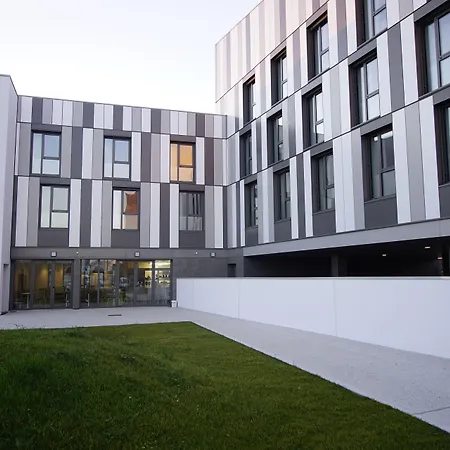 Premiere Classe Centre-les Docks 2* Hawr