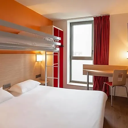Hotel Premiere Classe Centre-les Docks Le Havre