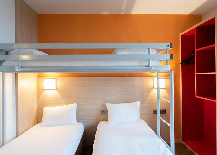 Premiere Classe Centre-les Docks 2*